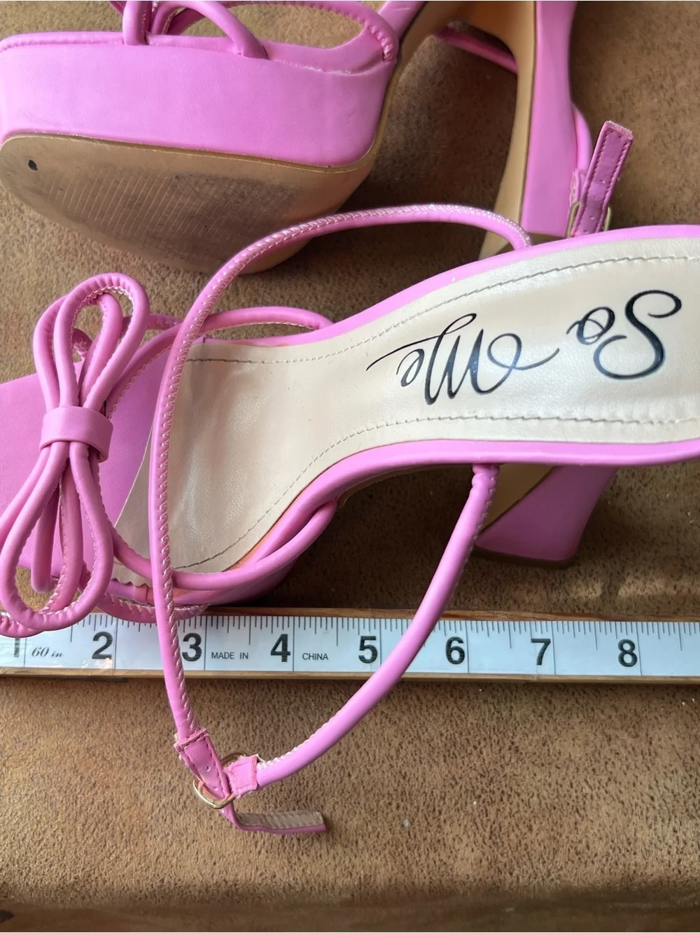 So Me Bubblegum Pink Strappy Bow Heeled Sandals. Size 6.5